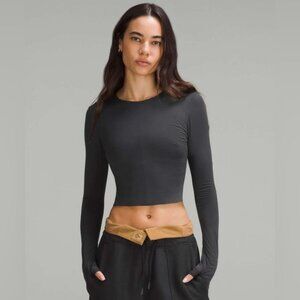 Lululemon Tight-Fit Lined Long-Sleeve Shirt in Black - Medium, but fits Small!